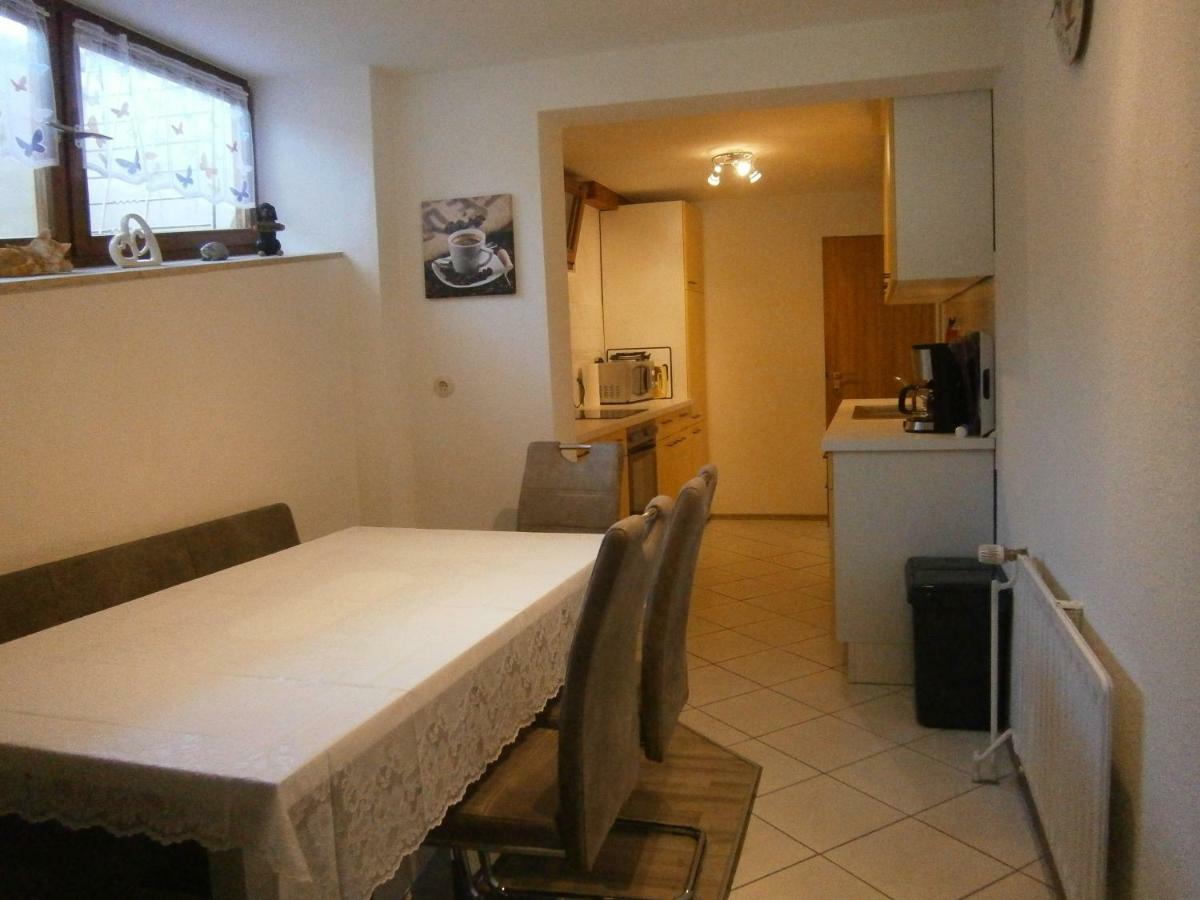 מרקדורף Ferienwohnung Roessler מראה חיצוני תמונה